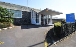 Auckland Council has cancelled bookings pro and anti co-governance meetings at the Mount Eden War Memorial Hall.