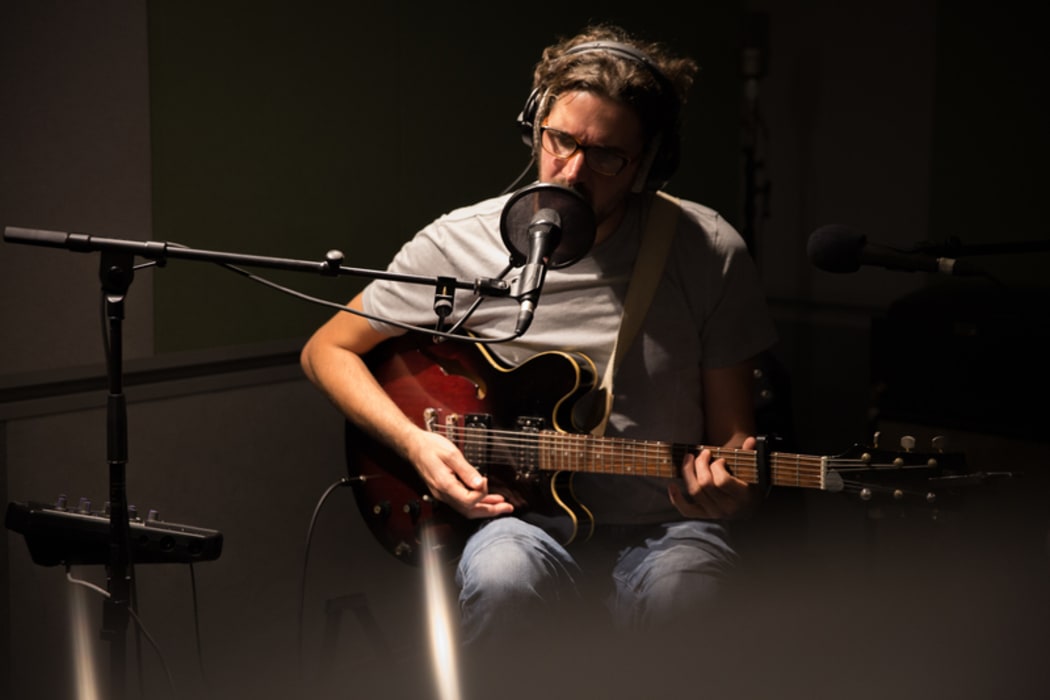 Luke Thompson performing at the RNZ Auckland studios for NZ Live.