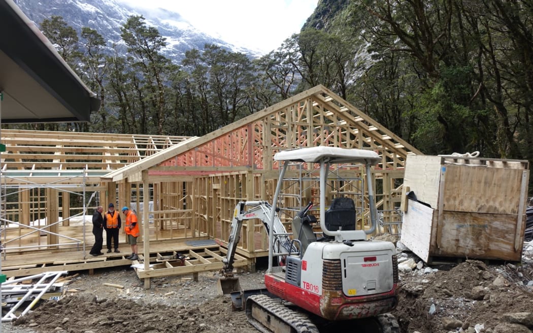 The new Mintaro Hut under construction on the Milford Track.