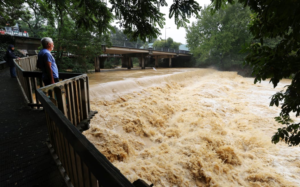 AUCKLAND, NEW ZEALAND - FEBRUARY 14: Warkworth's Mahurangi River flowing in flood waters on February 14, 2023 in Auckland, New Zealand. New Zealand has declared a national state of emergency with flooding and landslides devastating several communities. (Photo by Fiona Goodall/Getty Images)