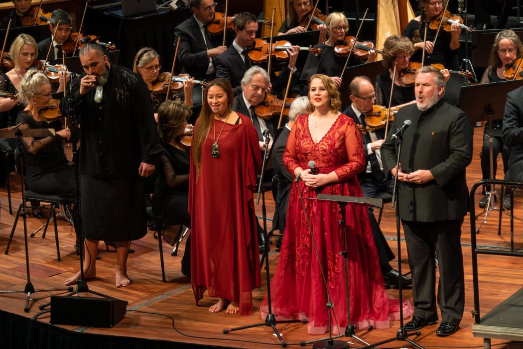 Horomona Horo, Maisey Rika, Eliza Boom, Simon O'Neill and NZSO