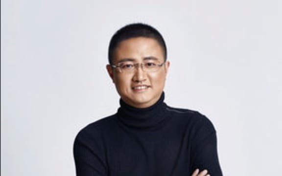 Novelist Zhou Haohui