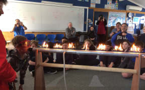 Kids at Te One school being entertained by mad scientist - Amadeo