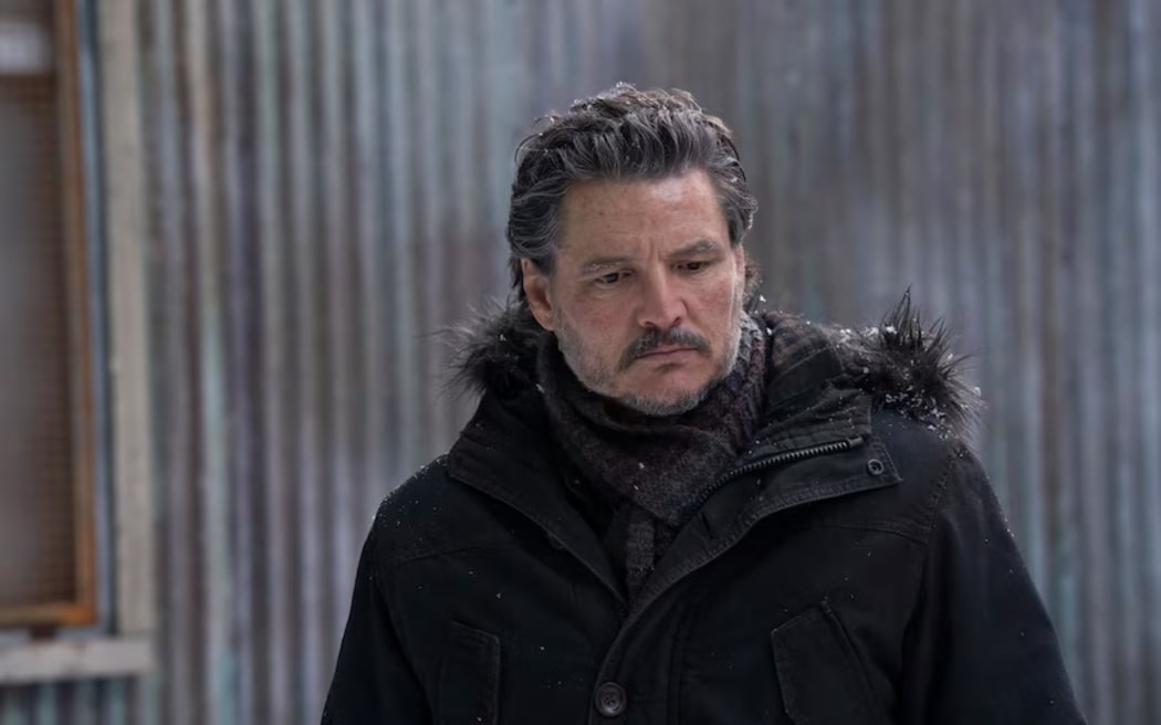 "I want to reverse everything. Go back to Season 1 and just stroll through the apocalypse. Together," Pedro Pascal told USA Today of his connection with Bella Ramsey.
