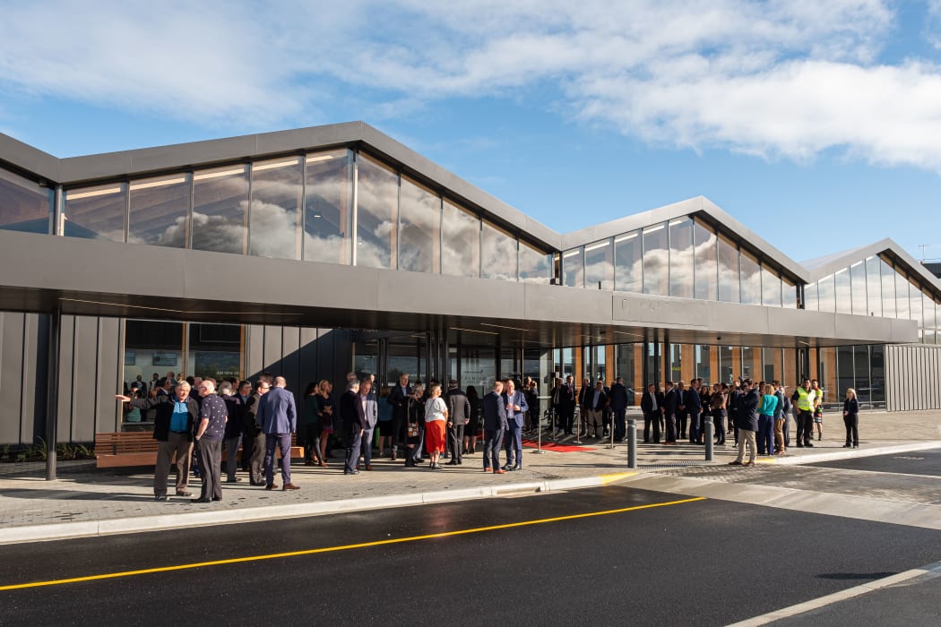 Guests awaiting the Prime Minister, Rt Hon Jacinda Ardern’s arrival outside the new Nelson Airport terminal.