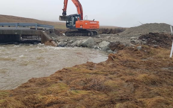 Repair work on the Lake Ōhau road washout.