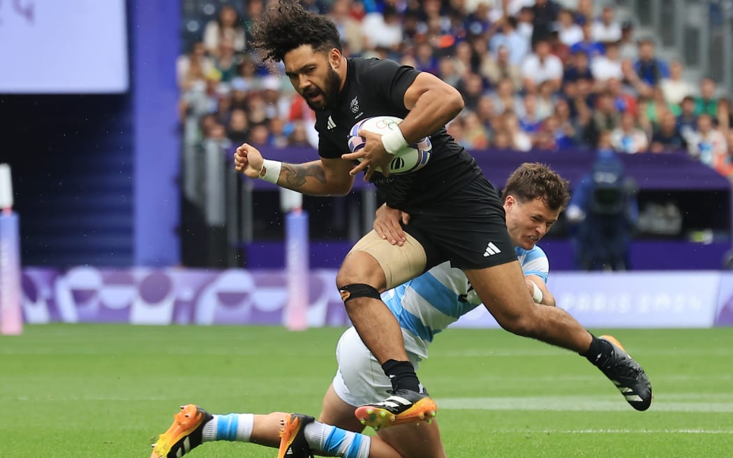 Fehi Fineanganofo in action for the All Blacks Sevens at the Paris Olympics.