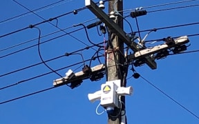 The white shoebox sized unit with speakers on a Northland power pole is among 205 in the region's tsunami network
(PHoto supplied Northland Civil Defence)