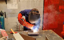 Six jobseekers have had the chance to learn welding techniques on a first-of-its-kind course in Taranaki.