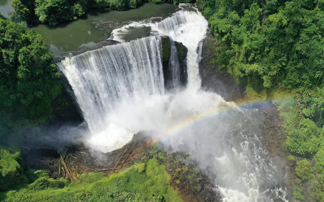The proposed 600-kilometre road would run through the pristine rainforest near Wawoi Falls in PNG's remote Western Province. (Four Corners: Louie Eroglu)