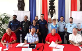 Mont-Dore Mayor Eddie Lecourieux (centre) signs security agreement with French High Commissioner Louis Le Franc (right) and Gendarmerie General Nicolas Matthéos (left) in New Caledonia – 6 February 2025