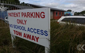 Parents furious over Akld dental clinic contamination scare