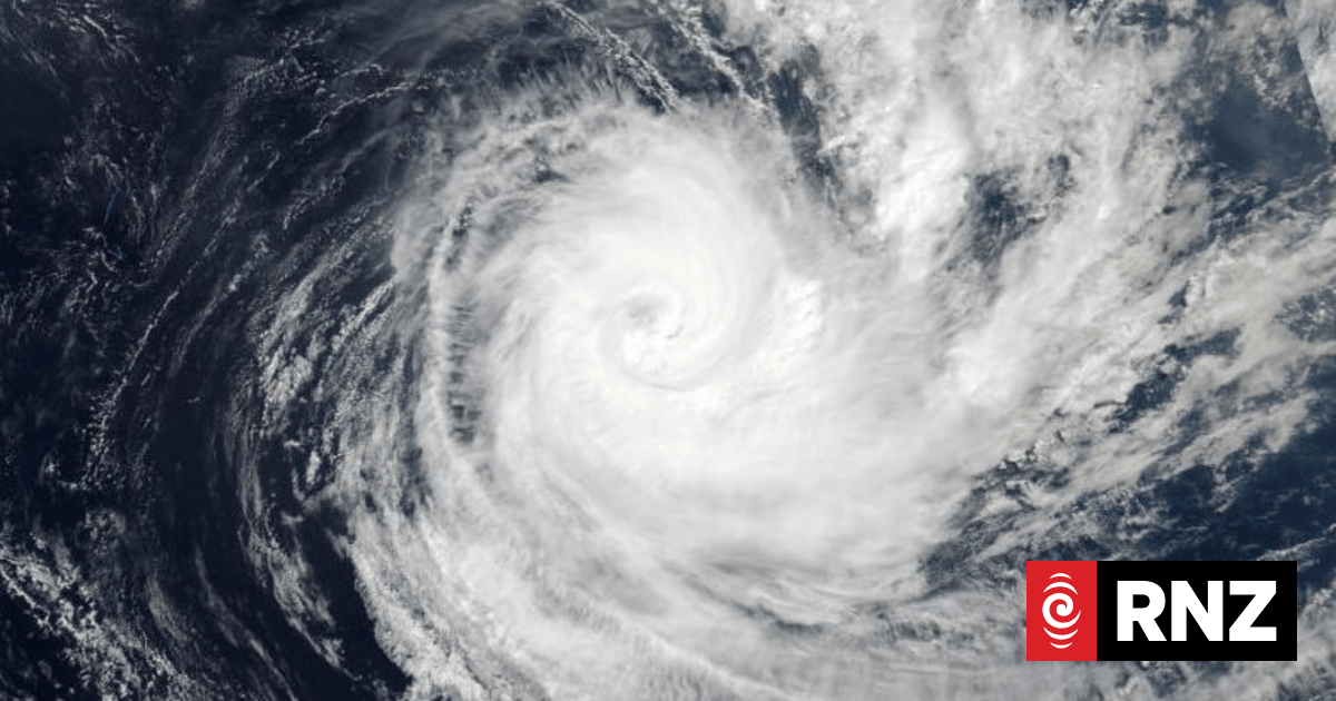 Cyclone Cook likely to be worst weather event in decades | RNZ