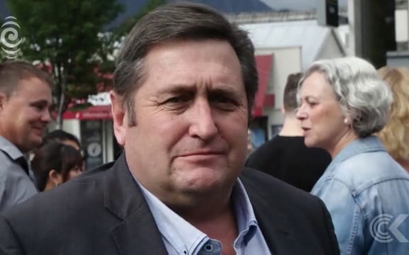 Queenstown public not worried by $2 bus teething problems