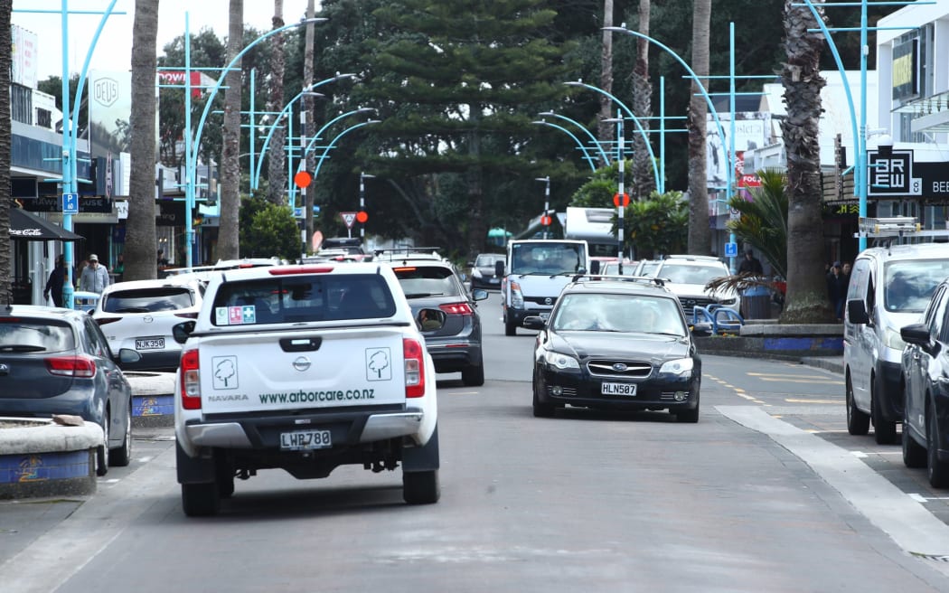 Mt Maunganui traffic - single use only