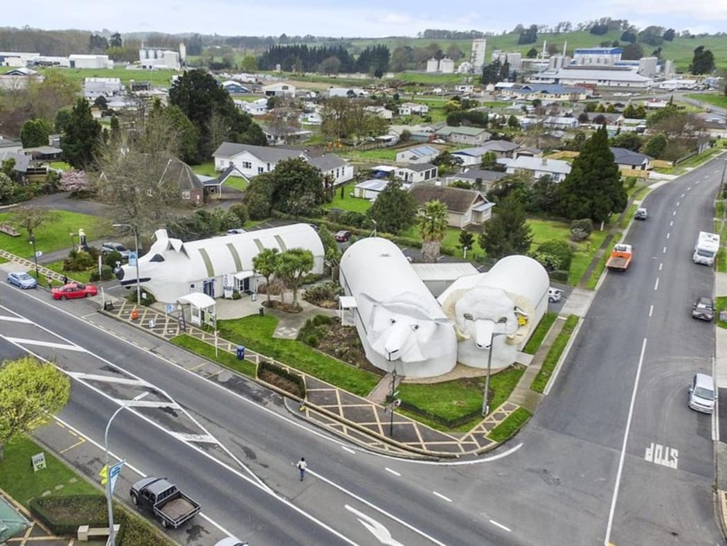Sheep and ram building, Tirau