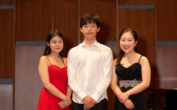 Finalists concerto competition April Ju (Christchurch), Hyein Kim (Auckland) and Catherine Kwak (Auckland)