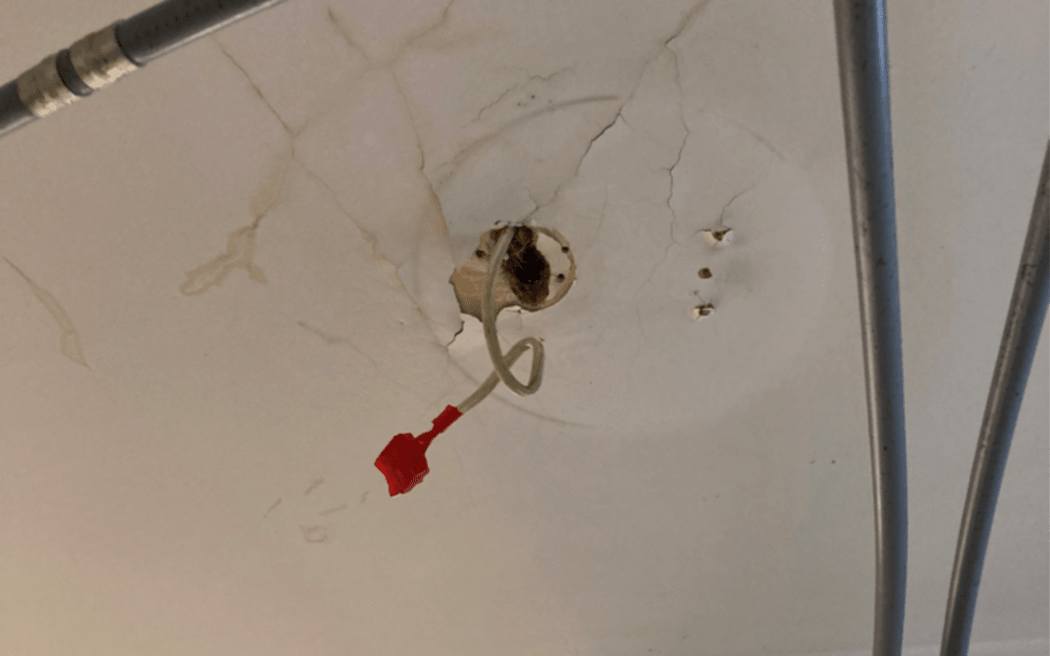 An investigation by MBIE's Tenancy Compliance and Investigations Team of the Takapuna property identified multiple issues including loose and exposed wiring and a lack of working smoke alarms.