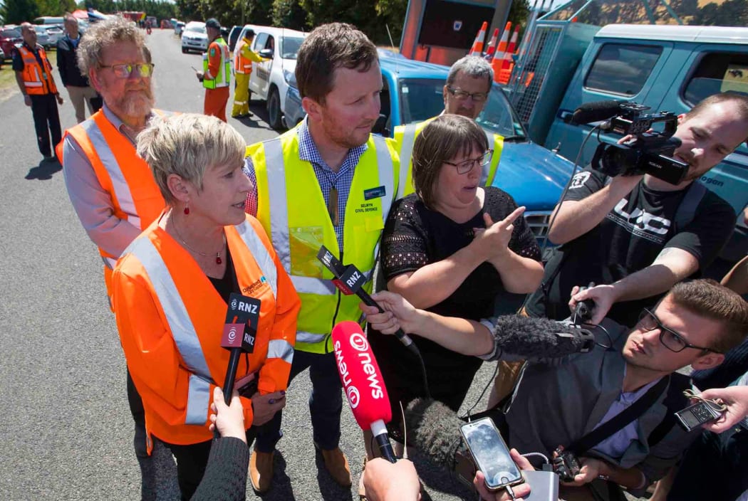 Christchurch Mayor Lianne Dalziel and Selwyn Mayor Sam Broughton face the media on 16 February.