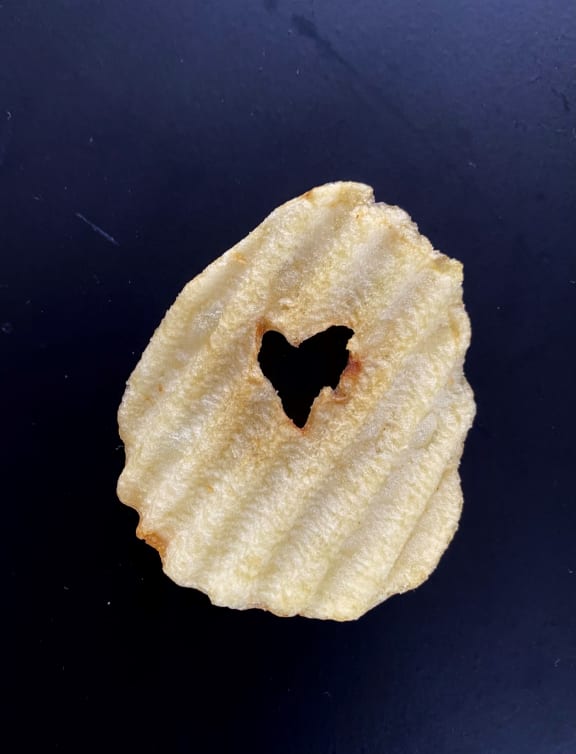 The auction of Bianca McPherson's heart shaped holed potato has raised $20,000 for Starship Children's Hospital.
