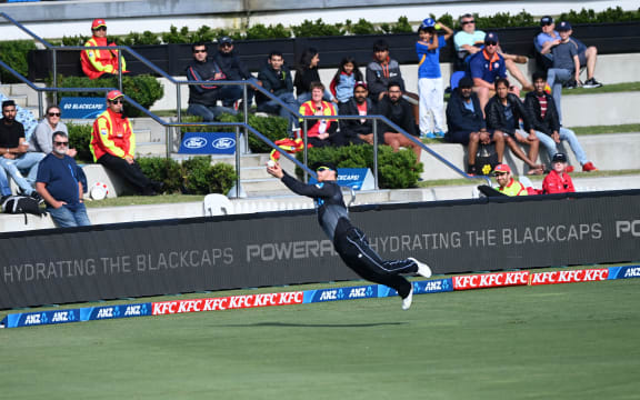 Glenn Phillips takes a catch 2020.