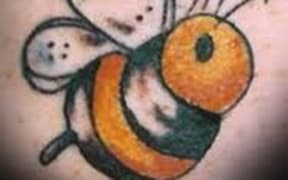 bee tat