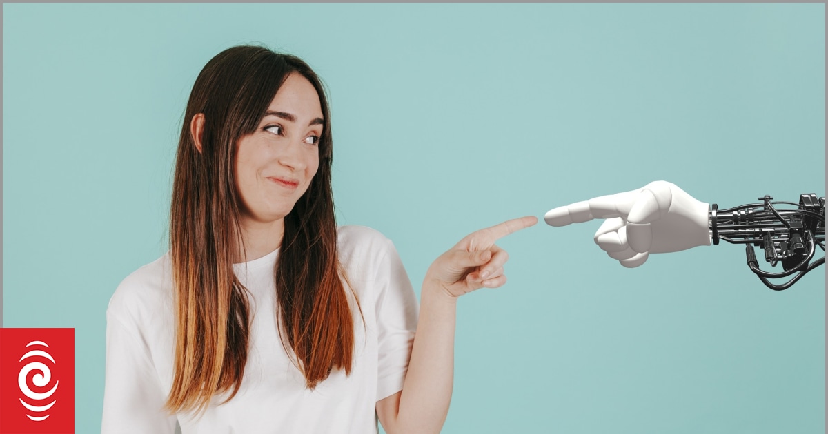 The pros and cons of AI chatbot-human relationships