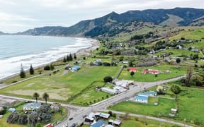 Tokomaru Bay’s Hatea-a-Rangi Memorial Park is also the site of an urupa. The sports club (green-roofed buildings on the beach side) situated on the park is applying for a lease extension, much to the concern of some of the community.