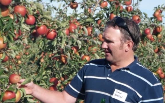Simon Easton of Wairepo Orchards