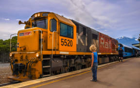 KAIKOURA, NEW ZEALAND - DECEMBER 10: KiwiRail DXC 5520 Diesel Locomotive passenger train waiting at station in Kaikoura, New Zealand