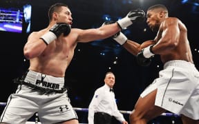 Under the watchful eye of referee Giuseppe Quartarone, Joseph Parker was unable to spend much time fighting at close quarters with Anthony Joshua.