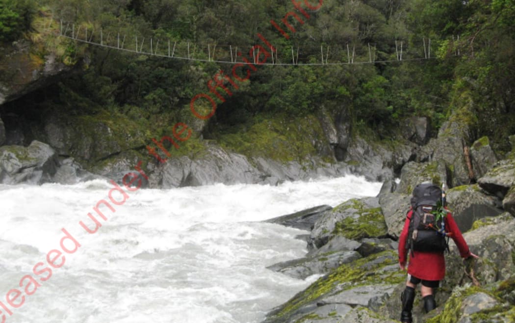 The swingbridge above the Whitcombe River near Hokitika.
