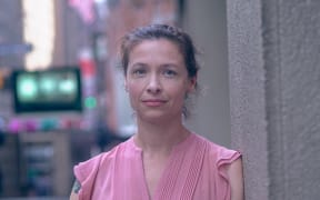 Author Louisa Luna