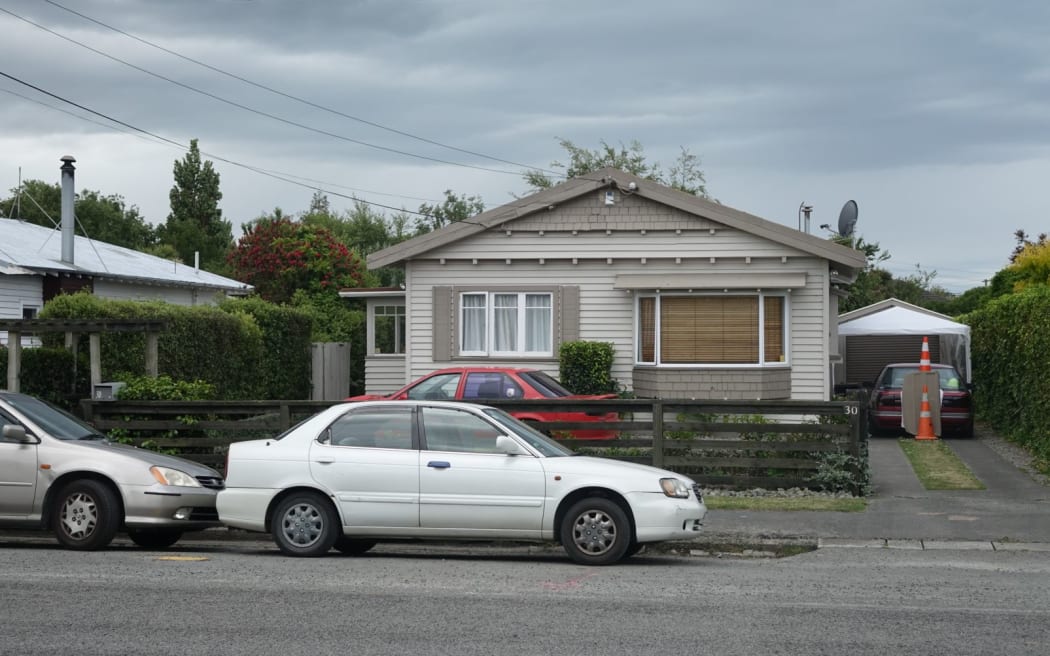 The house where the three officers were injured.