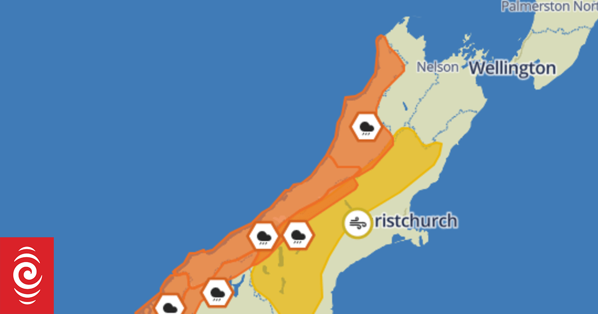 Weather: Power outages, road warnings as strong winds lash South Island