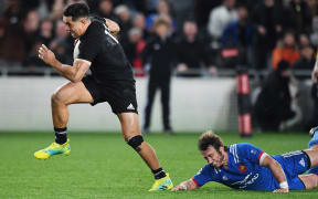 Anton Lienert-Brown evades a tackle.New Zealand All Blacks v France, 1st Test at Eden Park, Auckland, New Zealand on 9 June 2018.Anton Lienert-Brown evades a tackle.New Zealand All Blacks v France, 1st Test at Eden Park, Auckland, New Zealand on 9 June 2018.