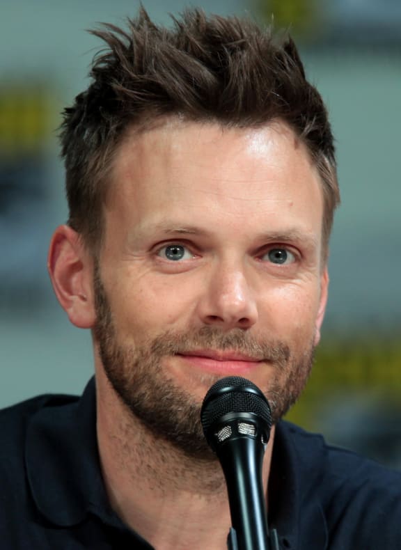 Joel McHale in 2014
