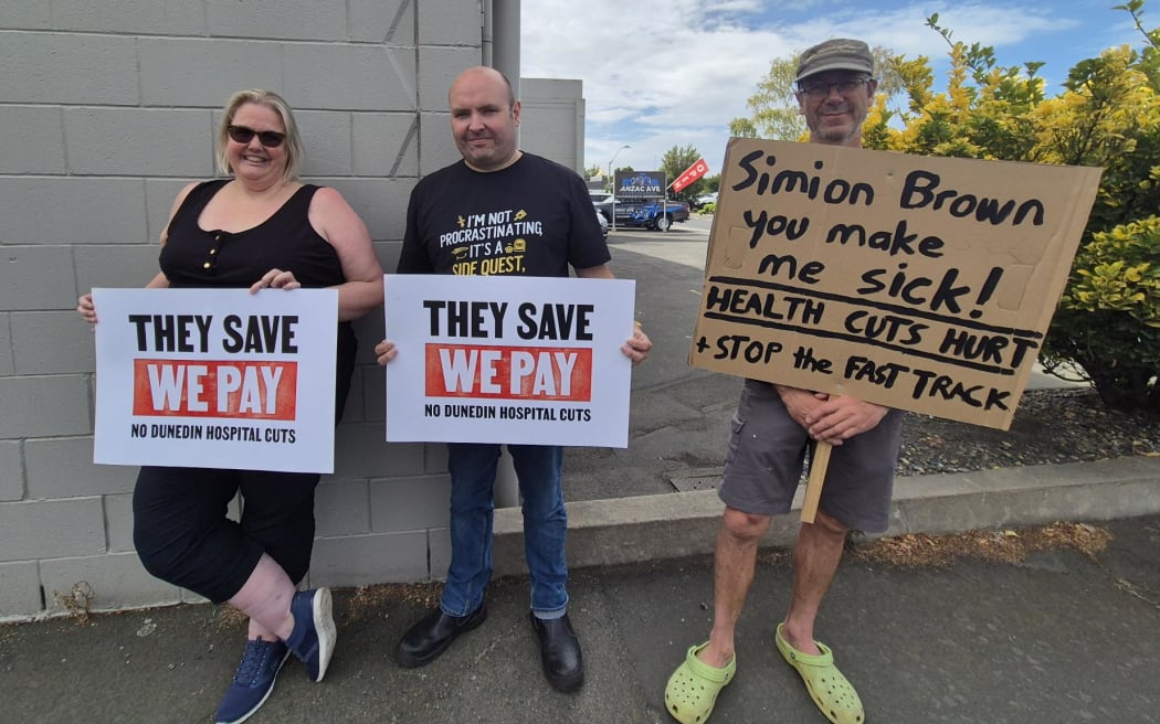 Dunedin locals angry about plans for the new Dunedin hospital.