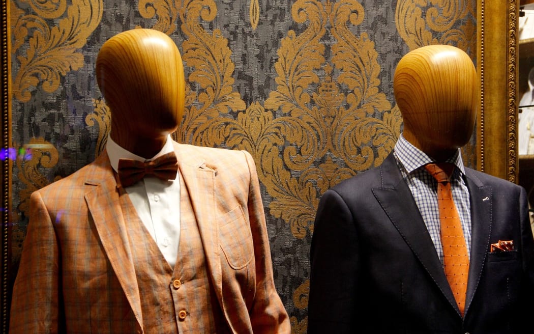 Men's fashion mannequins