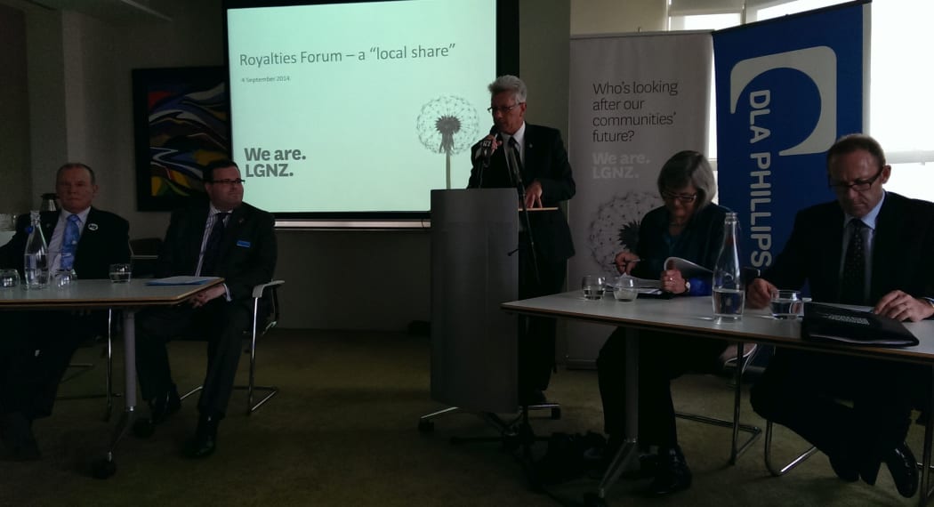 New Zealand forum on oil royalties