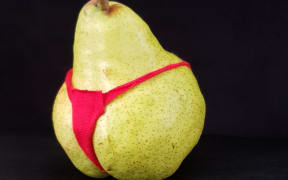 a sexy pear