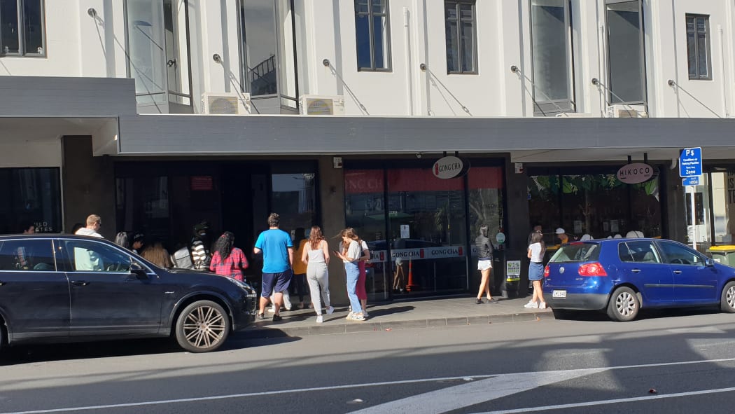 Queue for bubble tea in Newmarket store Gongcha, Auckland on day one of alert level 3, on 28 April