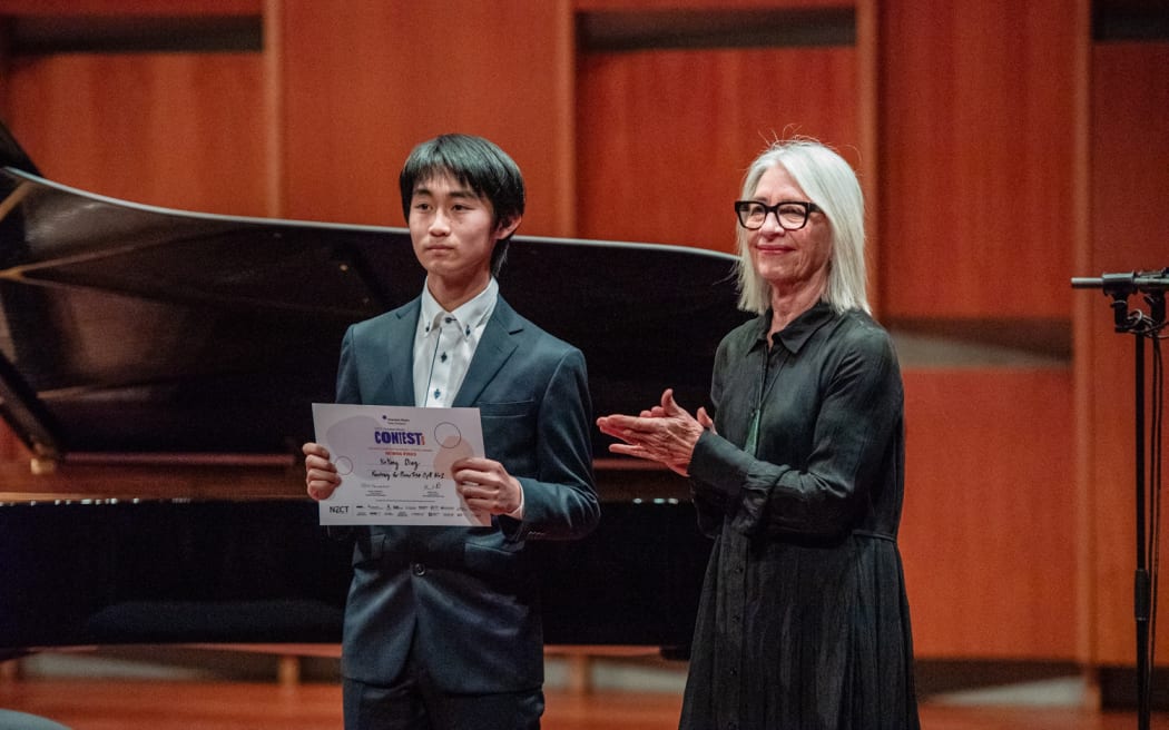 YuYang Ding with Chamber Music NZ CEO Rose Campbell.