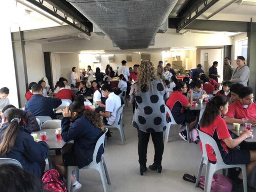Lunchtime at Kia Aroha College