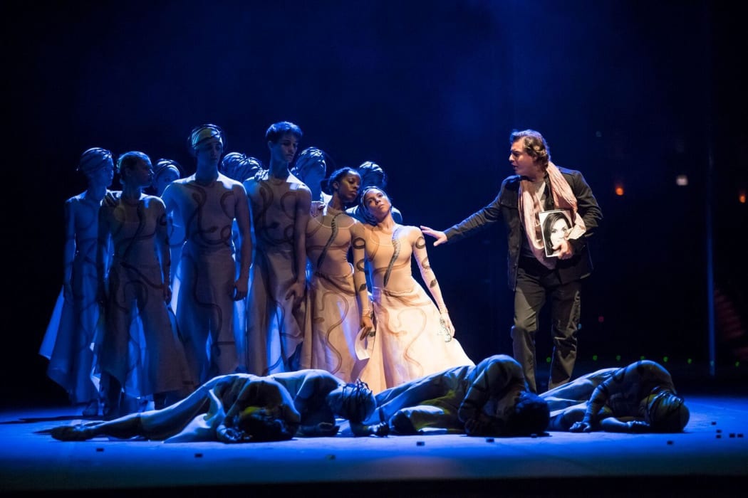 A scene from Orphee et Eurydice at Chicago Lyric Opera