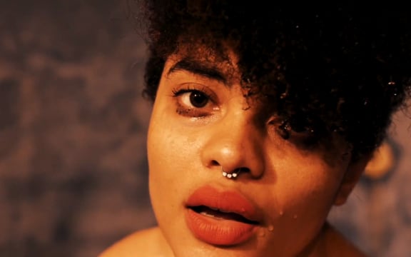 Estère 'Mad About Your Sea' video still