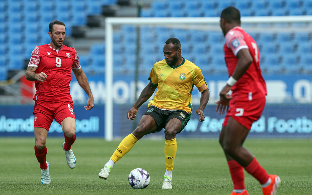 Vanuatu's Brian Kaltak. FIFA World Cup 2026 - OFC Qualifiers, Tahiti v Vanuatu, Go Media Stadium Auckland, Monday 18 November 2024. Photo: Shane Wenzlick / www.phototek.nz