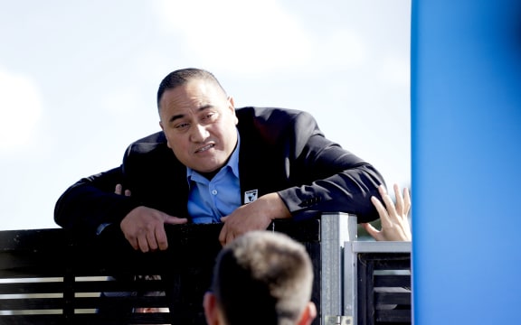 A heckler, believed to be Vision NZ candidate for Panmure-Otāhuhu, Karl Mokaraka, appeared over a wall during a press conference by National Party leader Christopher Luxon on 28 August and began questioning him on why he is never in south Auckland locations, such as Otara, even following serious incidents. Luxon denied that he has not been in the area, giving examples of times he has been to media.
