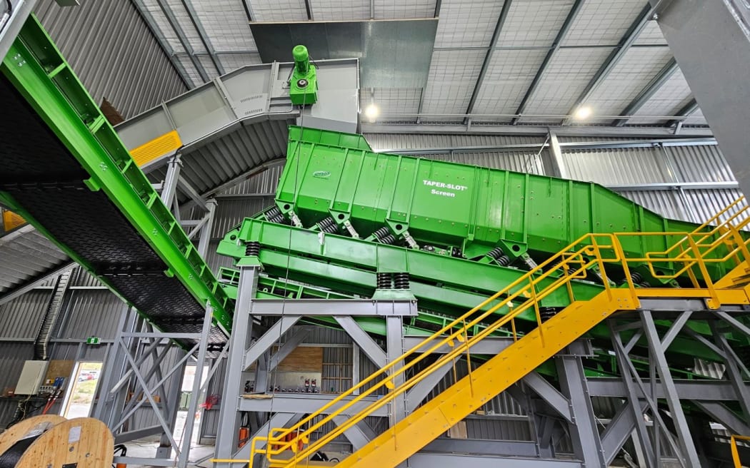 Spanning 140 metres in length, the new site features a mix of manual and mechanical sort lines.