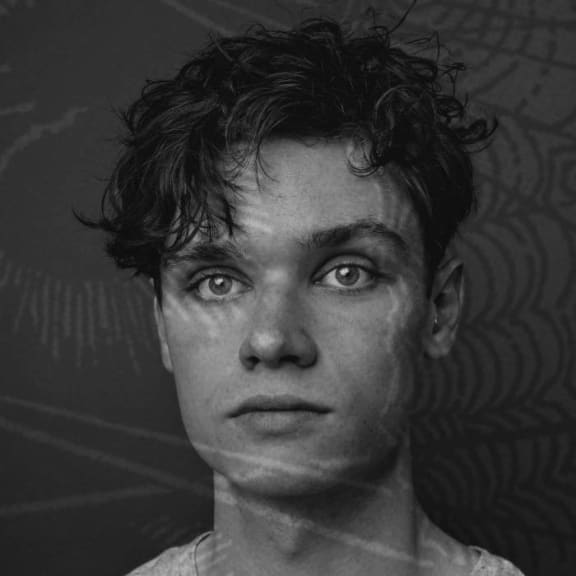 Finnegan Shanahan - The Two Halves